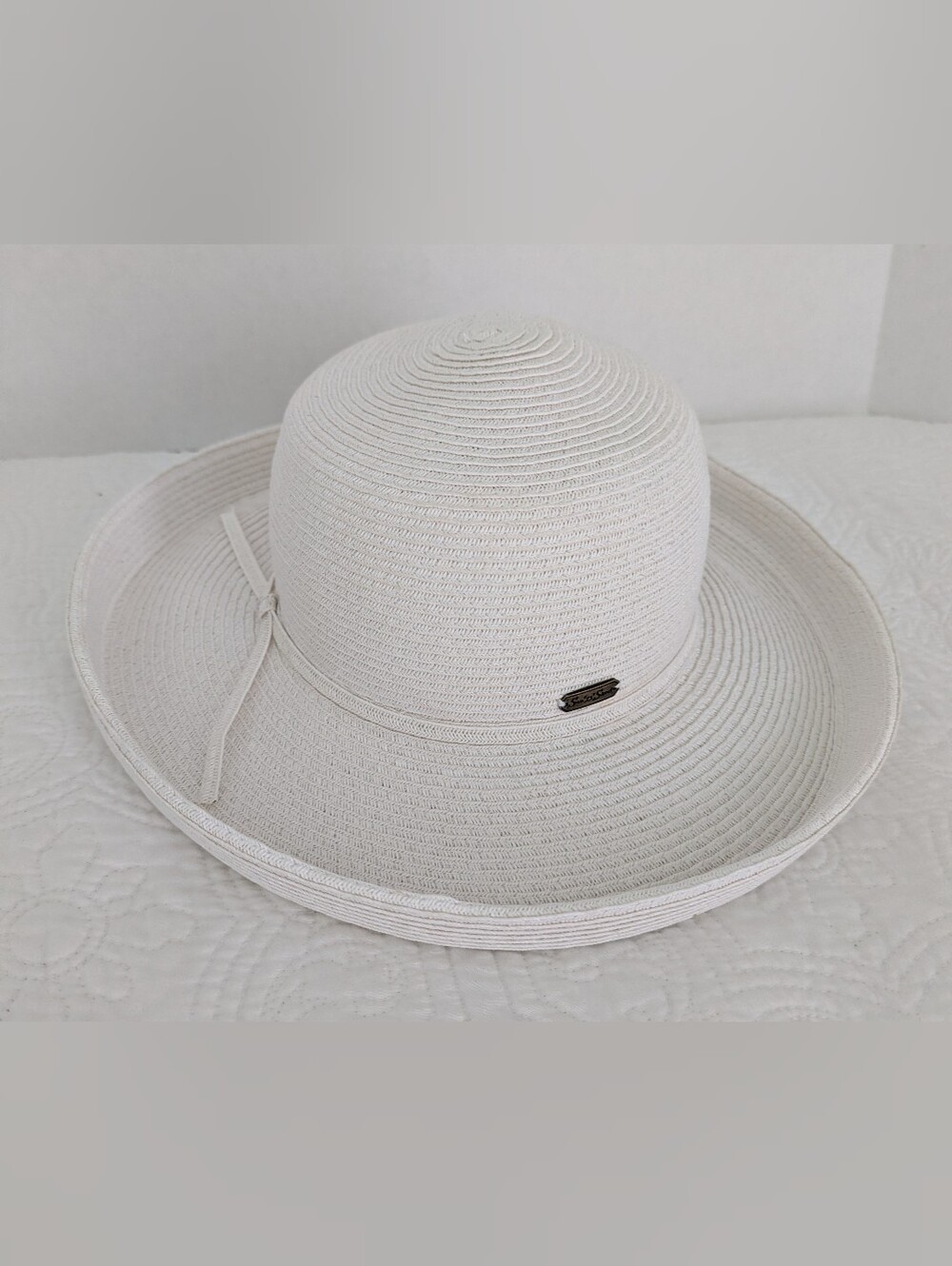 Women's White Sun N Sand Wide-Brim Sun Hat with Slim Band